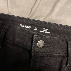 Black Old Navy Women’s 10 Skinny Long Jeans